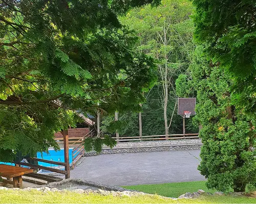 KOŠARKAŠKI TEREN